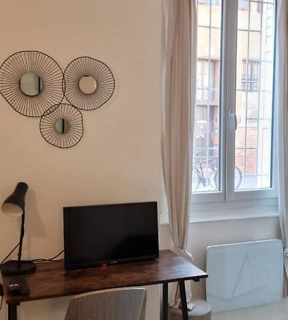 Apartament Studio En Rdc - Quai De Garonne - Capitole - Wifi Tuluza Zewnętrze zdjęcie